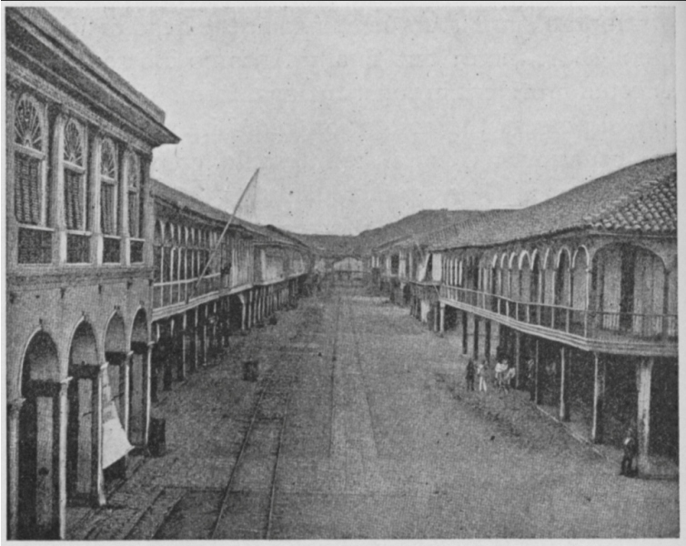 PRINCIPAL STREET IN GUAYAQUIL.